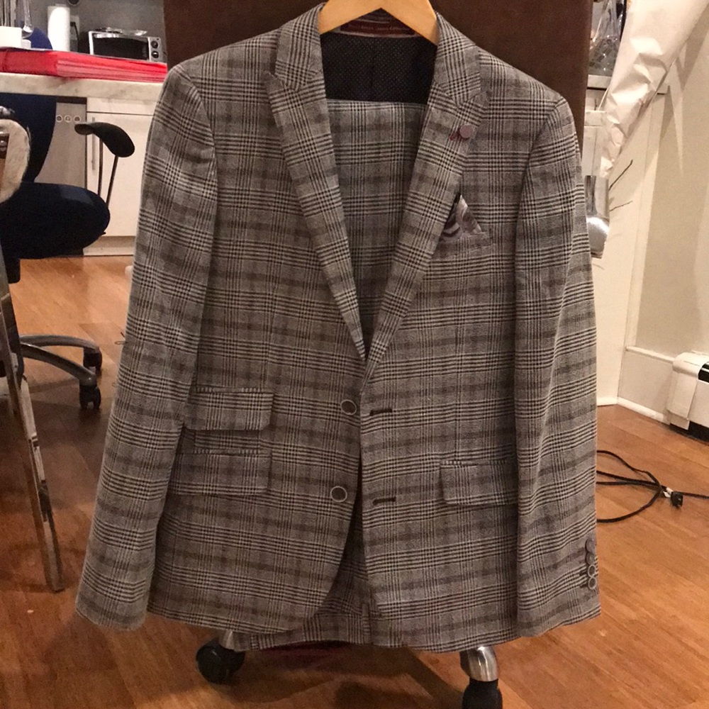 2 piece suit